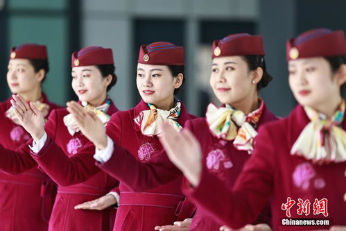 以專業姿態迎八方來客 重慶高鐵乘務員服務禮儀培訓紀實